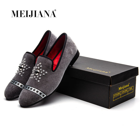 Meijiana Men Grey Loafers